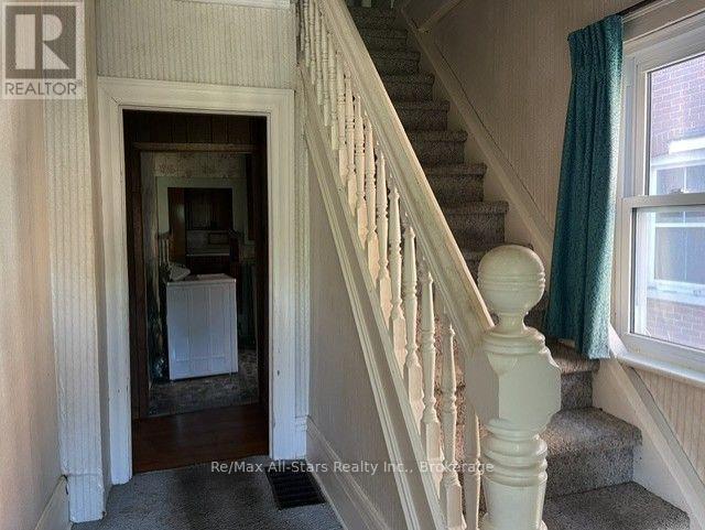485 Mark Street Property Photo 9