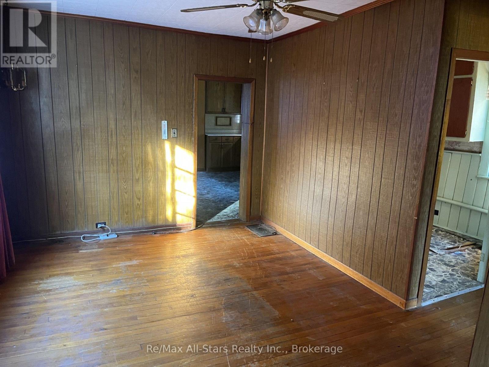 485 Mark Street Property Photo 13