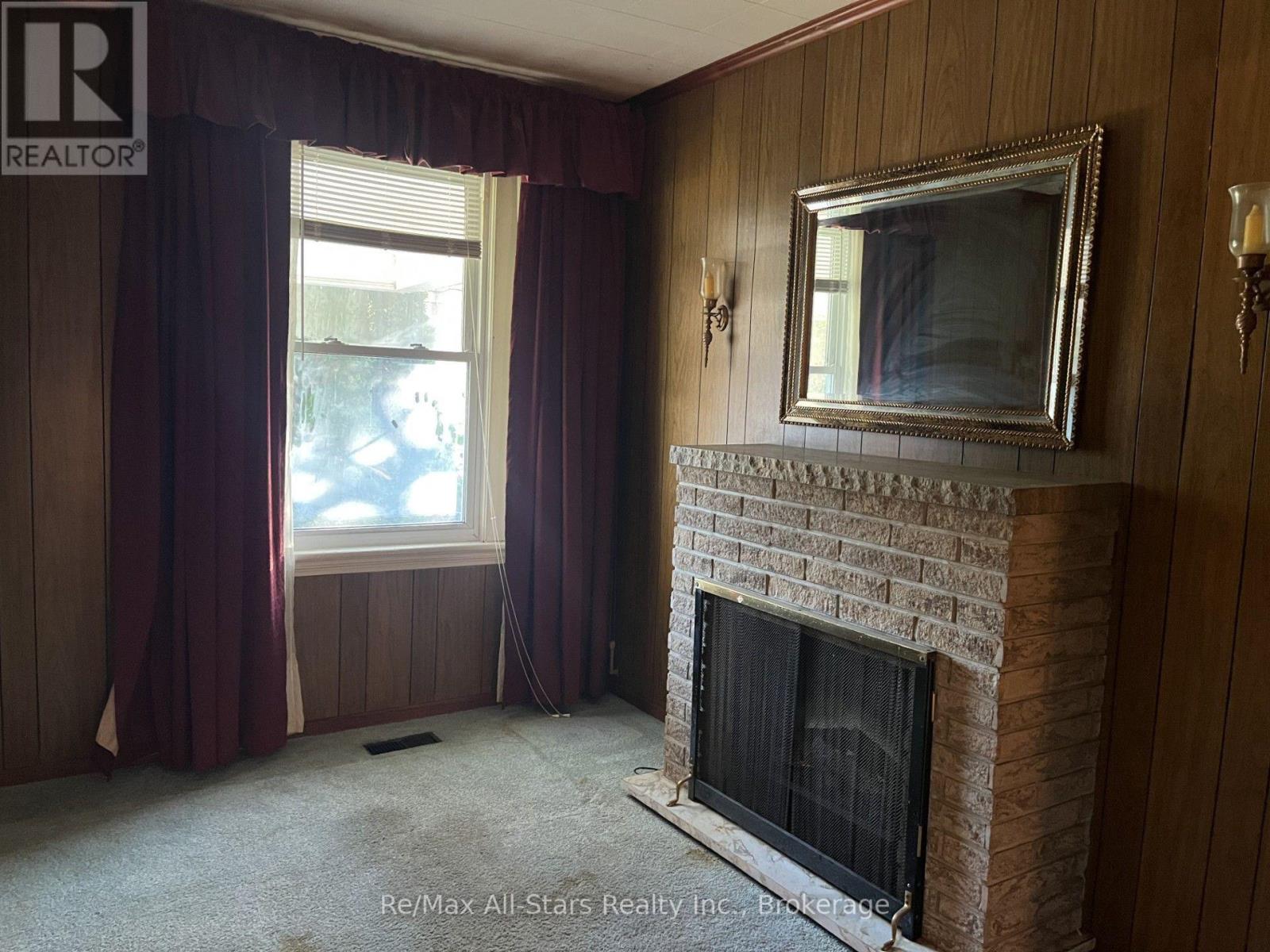 485 Mark Street Property Photo 15