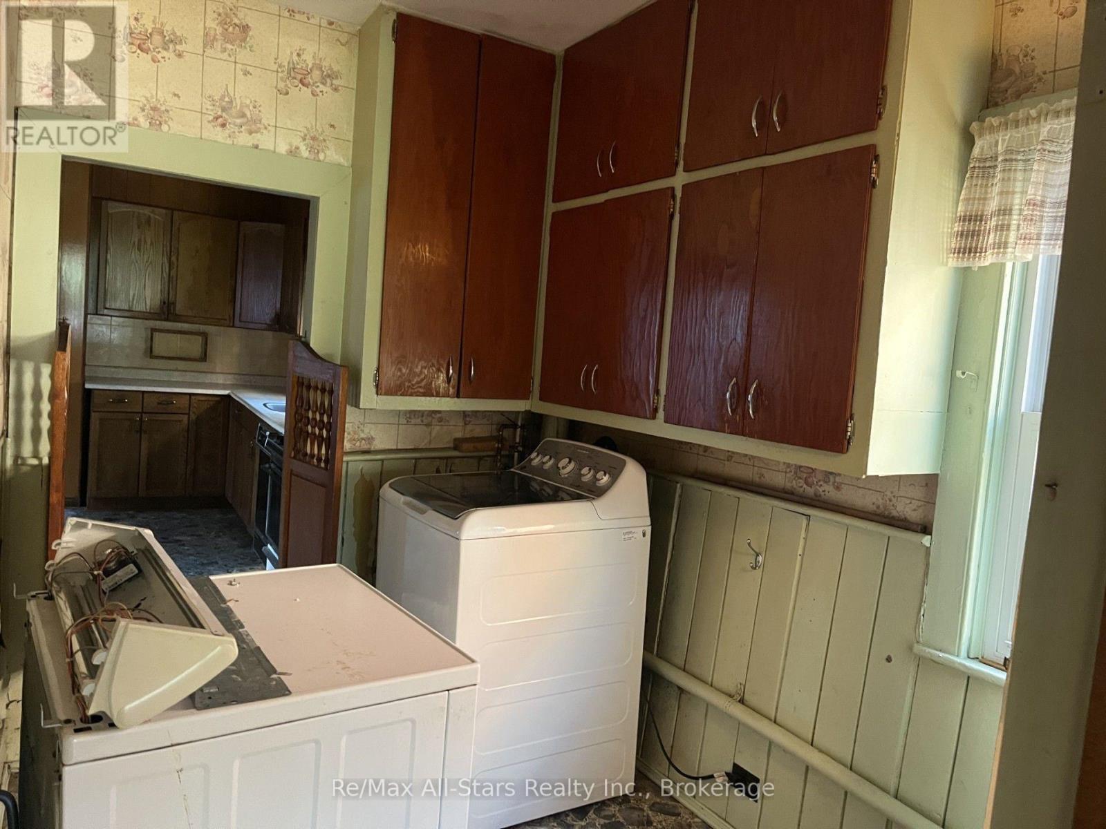 485 Mark Street Property Photo 16