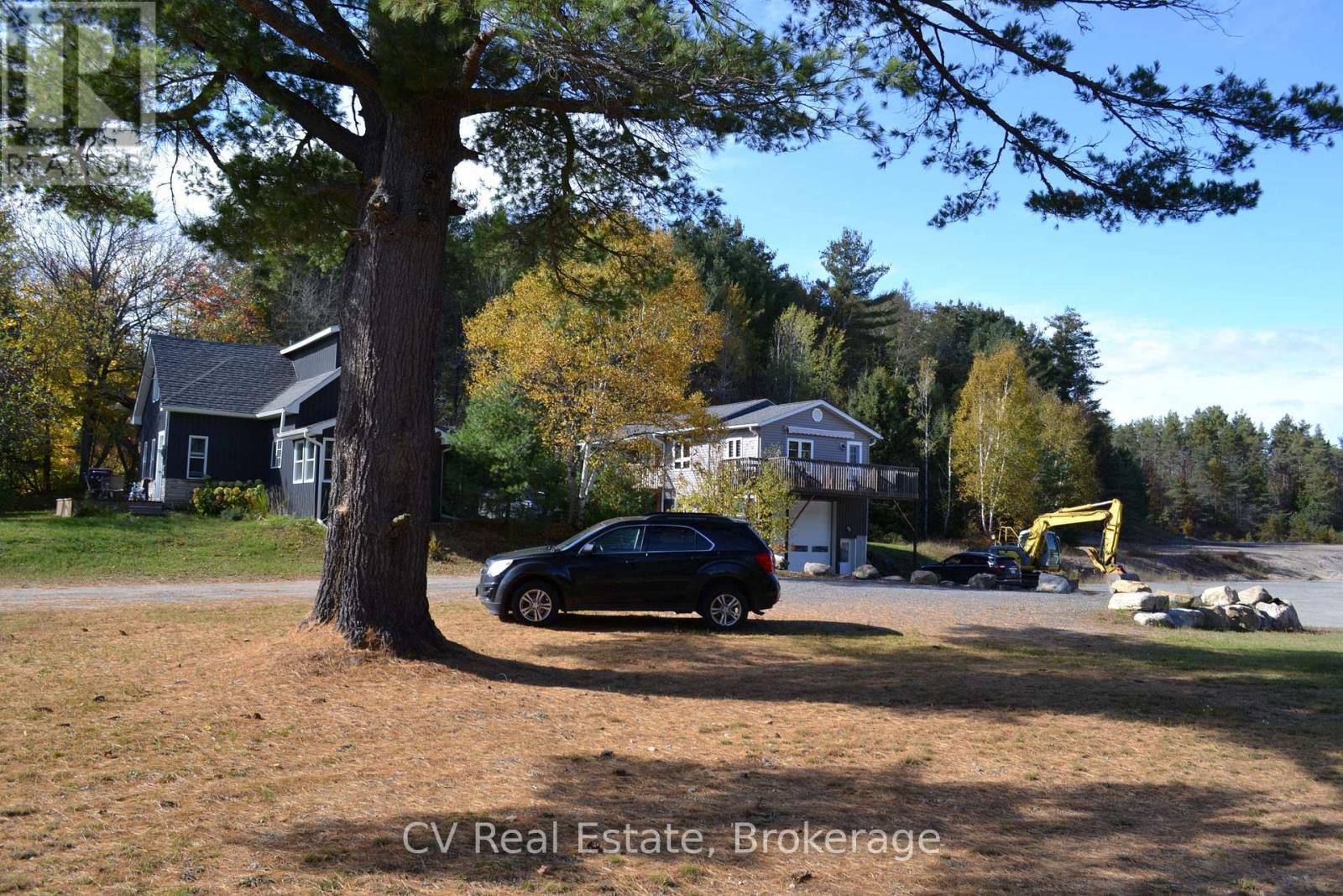 330 Boundary Road Property Photo 2
