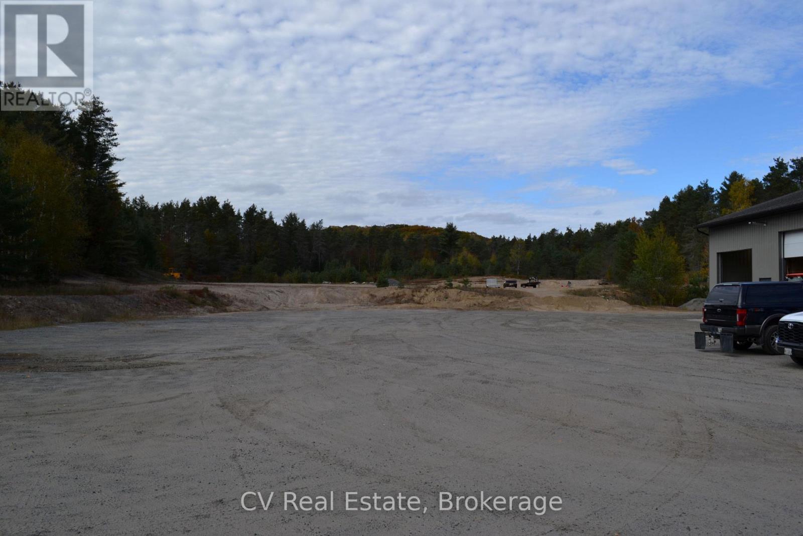 330 Boundary Road Property Photo 22