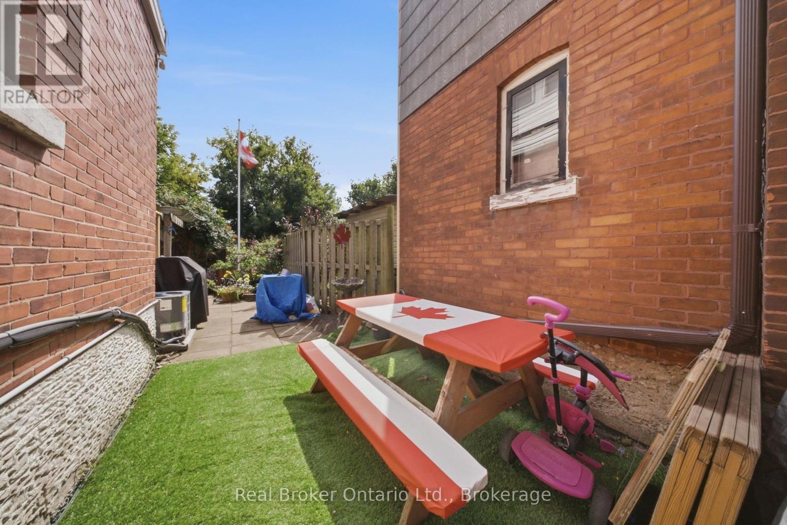69 Arthur Street Property Photo 26
