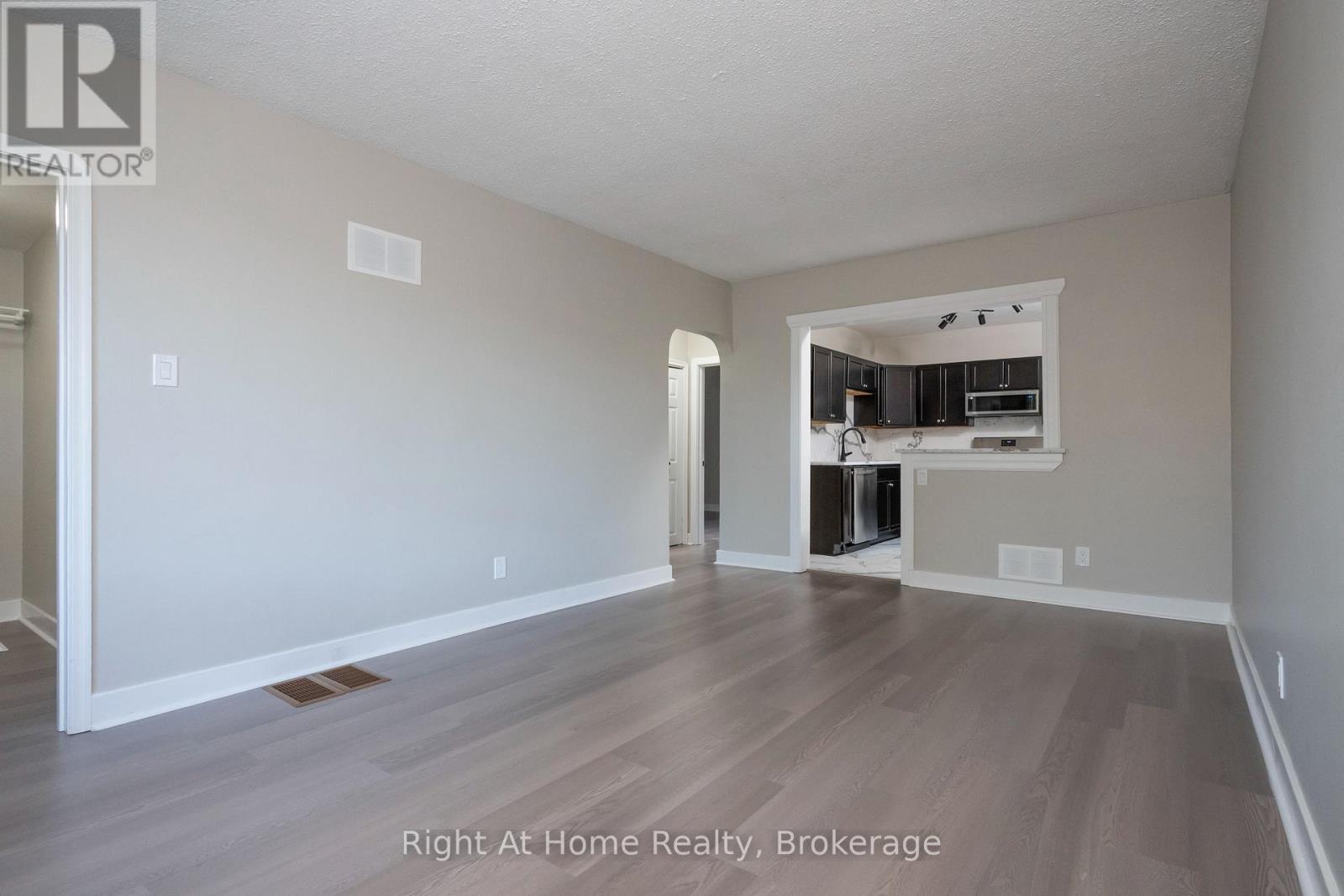 163 Mckibbin Street Property Photo 11