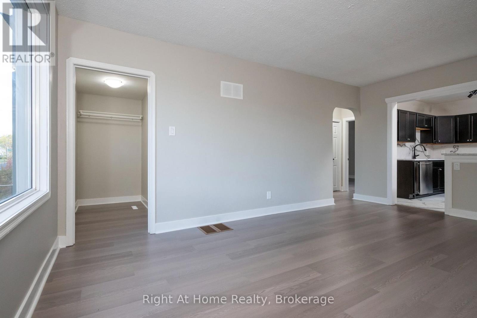 163 Mckibbin Street Property Photo 12