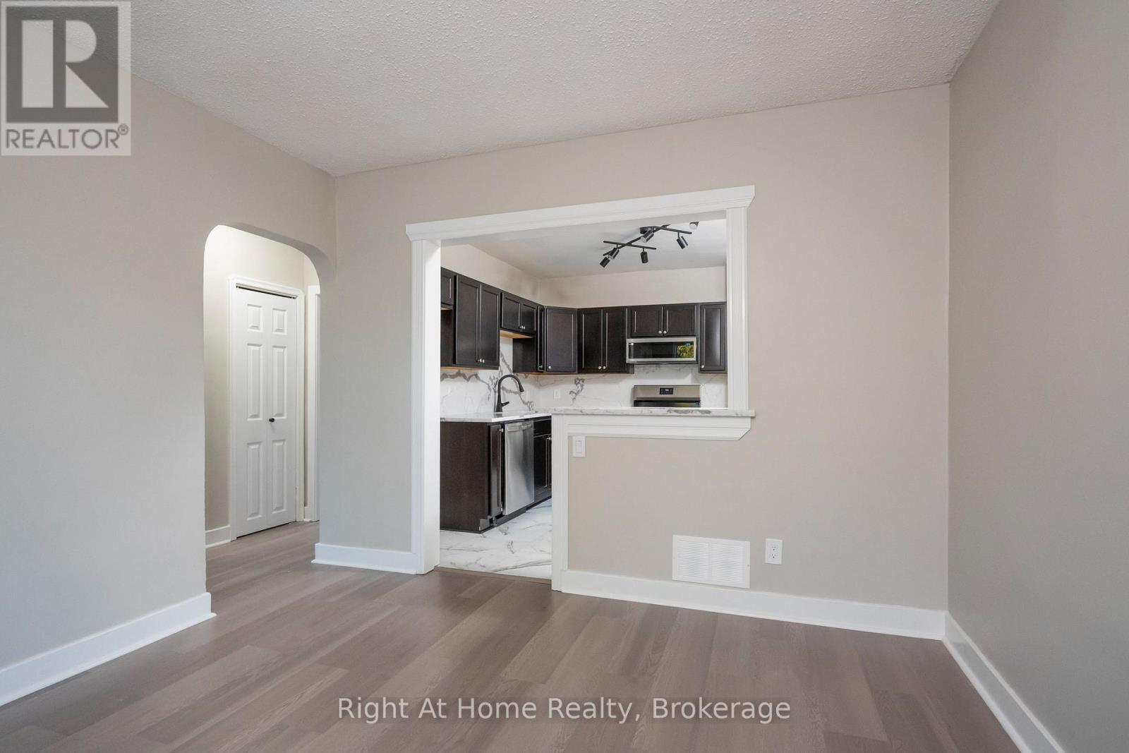163 Mckibbin Street Property Photo 13
