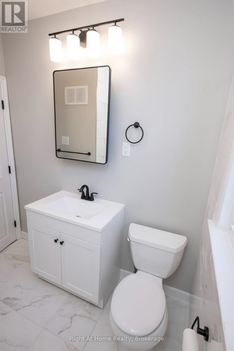 163 Mckibbin Street Property Photo 23