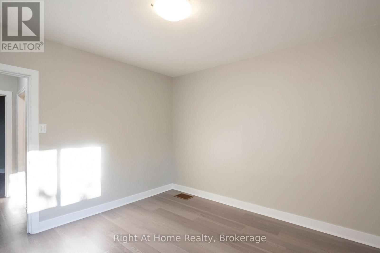 163 Mckibbin Street Property Photo 26