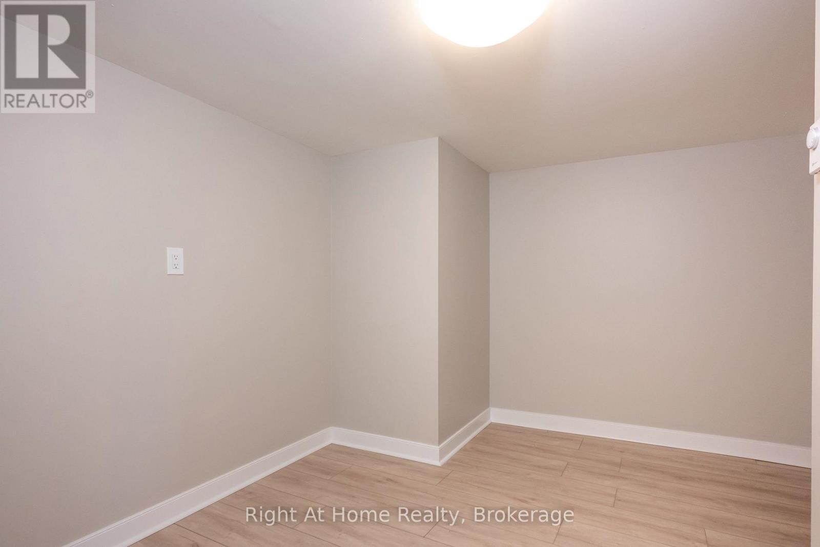 163 Mckibbin Street Property Photo 31