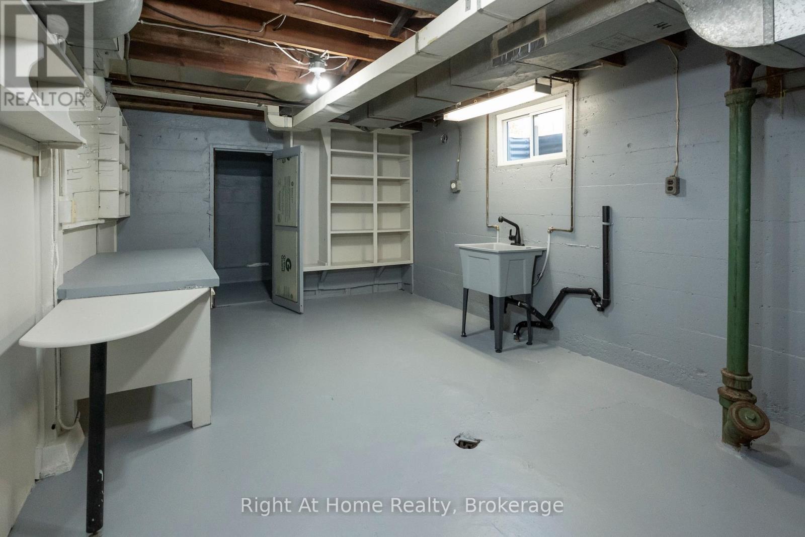 163 Mckibbin Street Property Photo 38