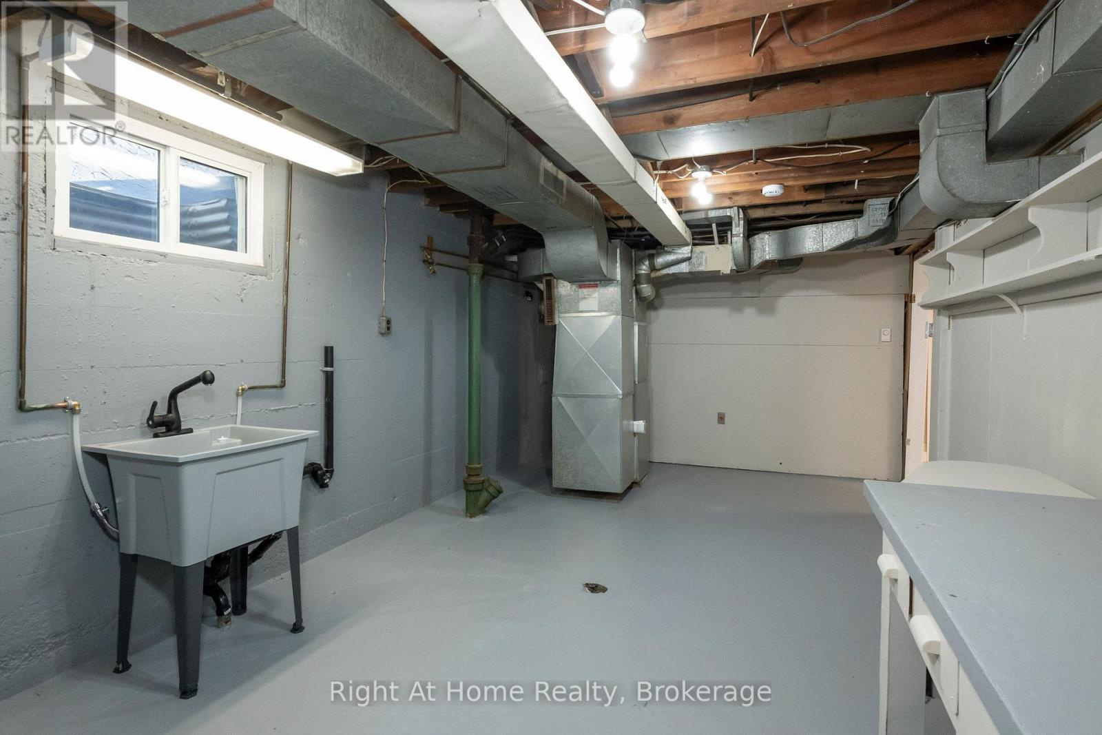 163 Mckibbin Street Property Photo 40