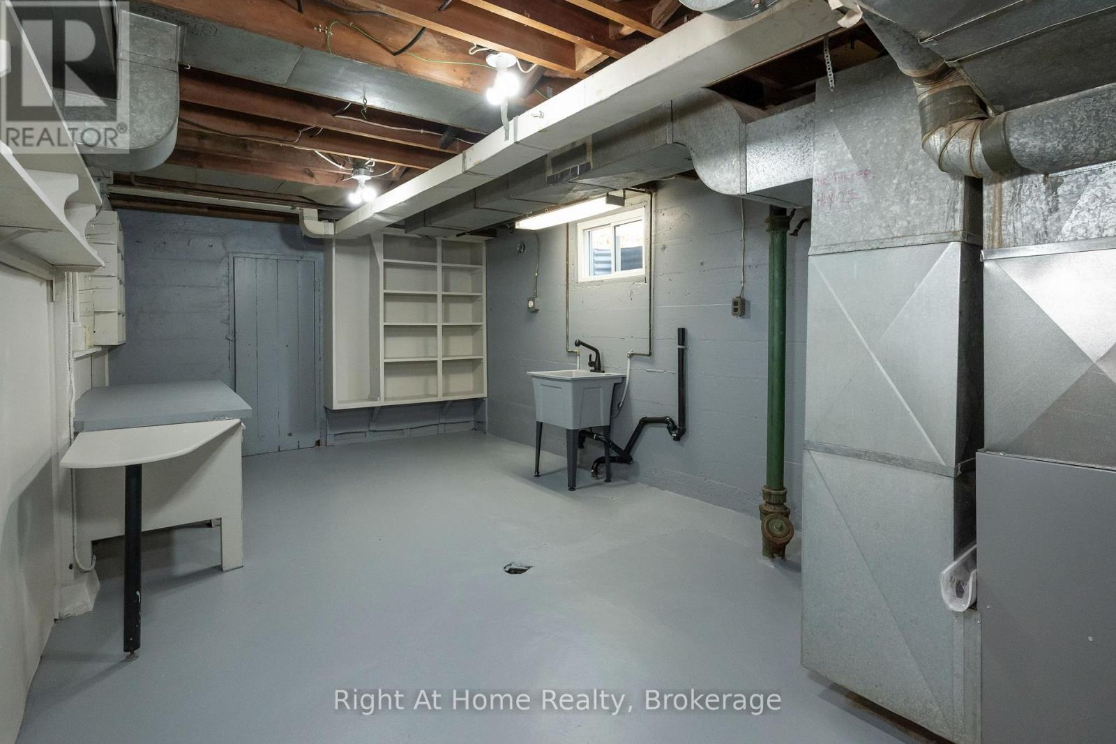 163 Mckibbin Street Property Photo 43