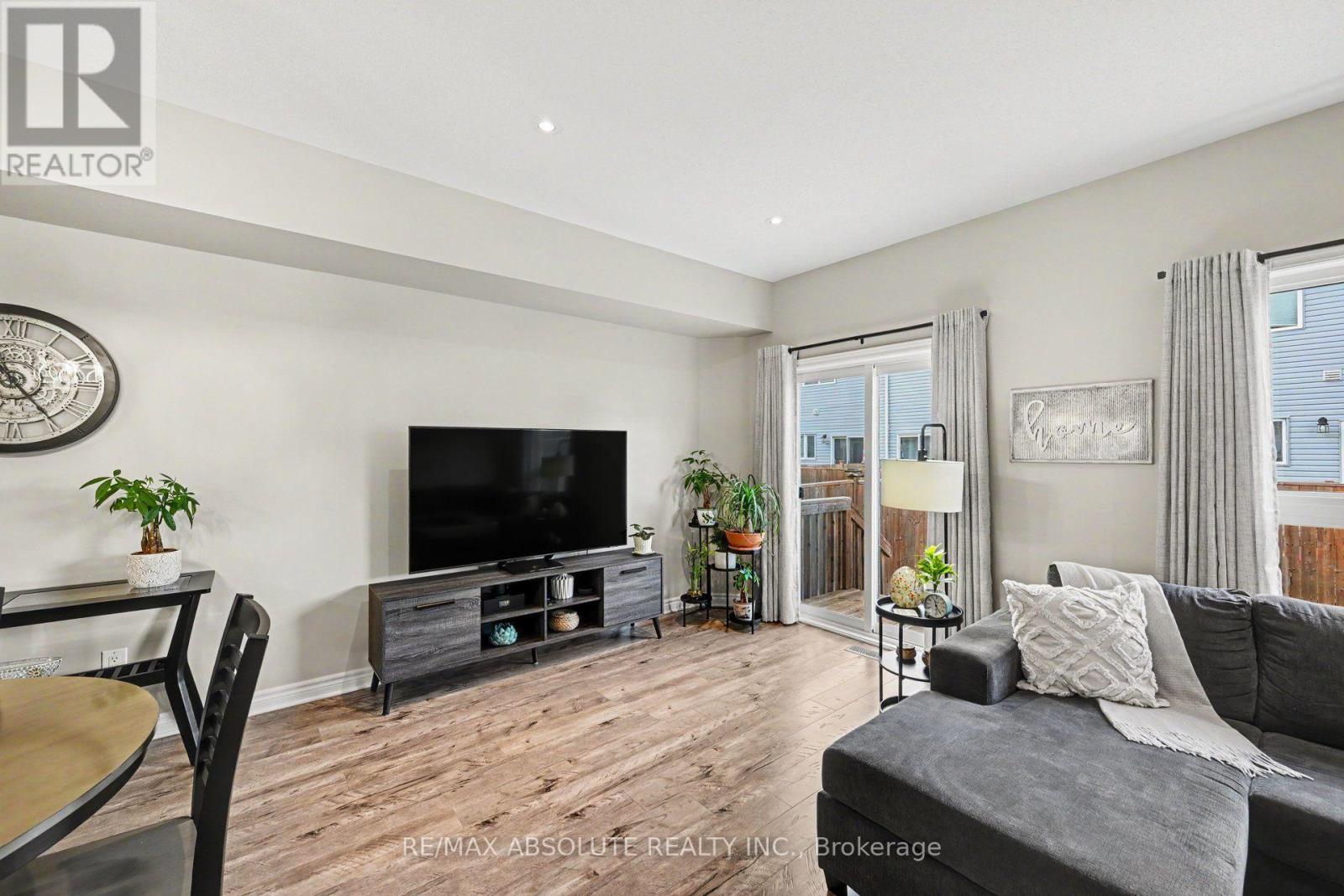 96 Bellwood Drive Property Photo 18