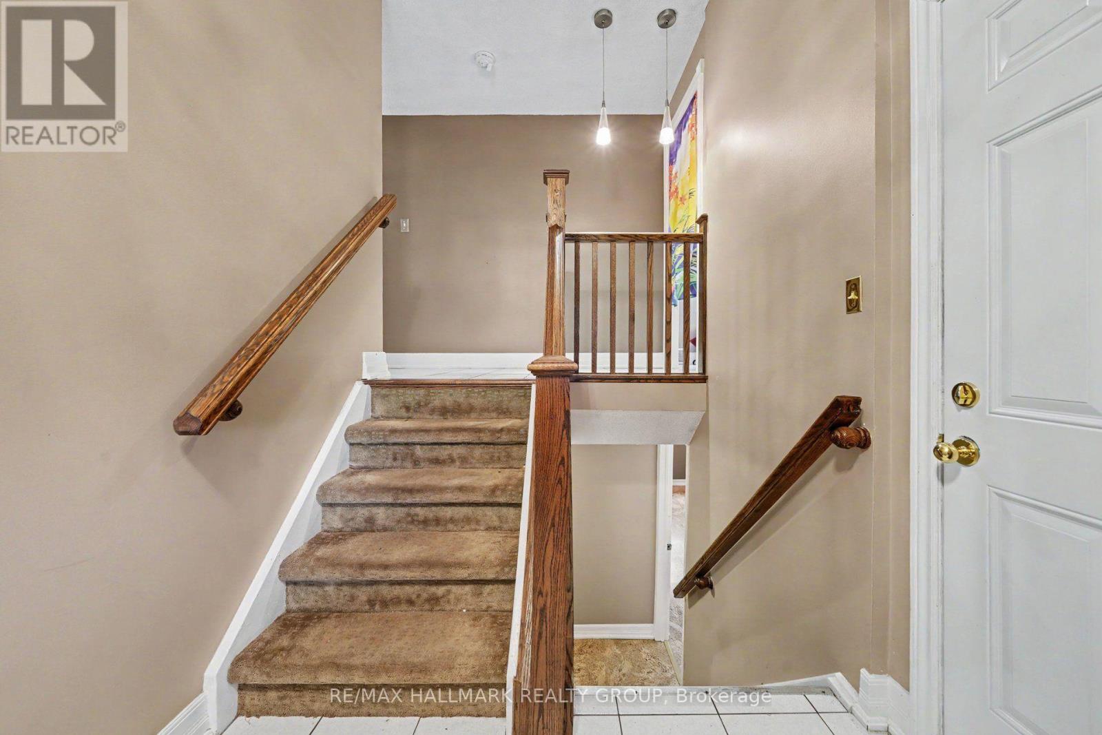 5 Lansfield Way Property Photo 5