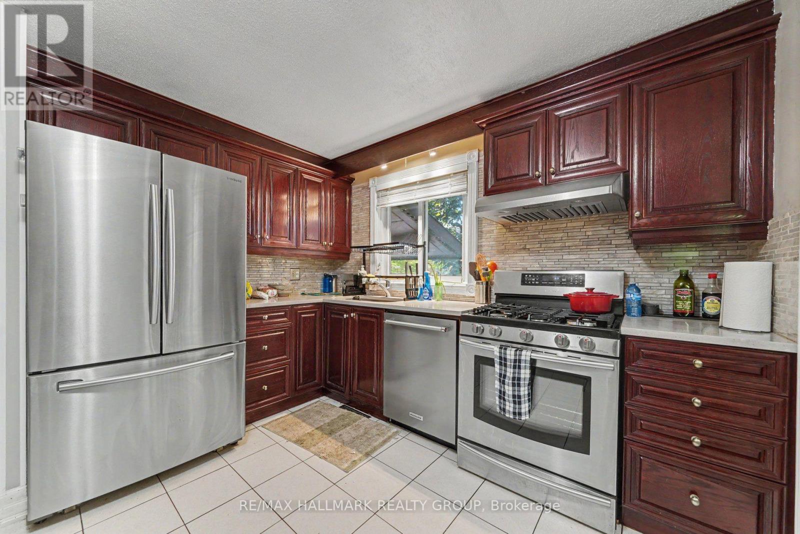 5 Lansfield Way Property Photo 11