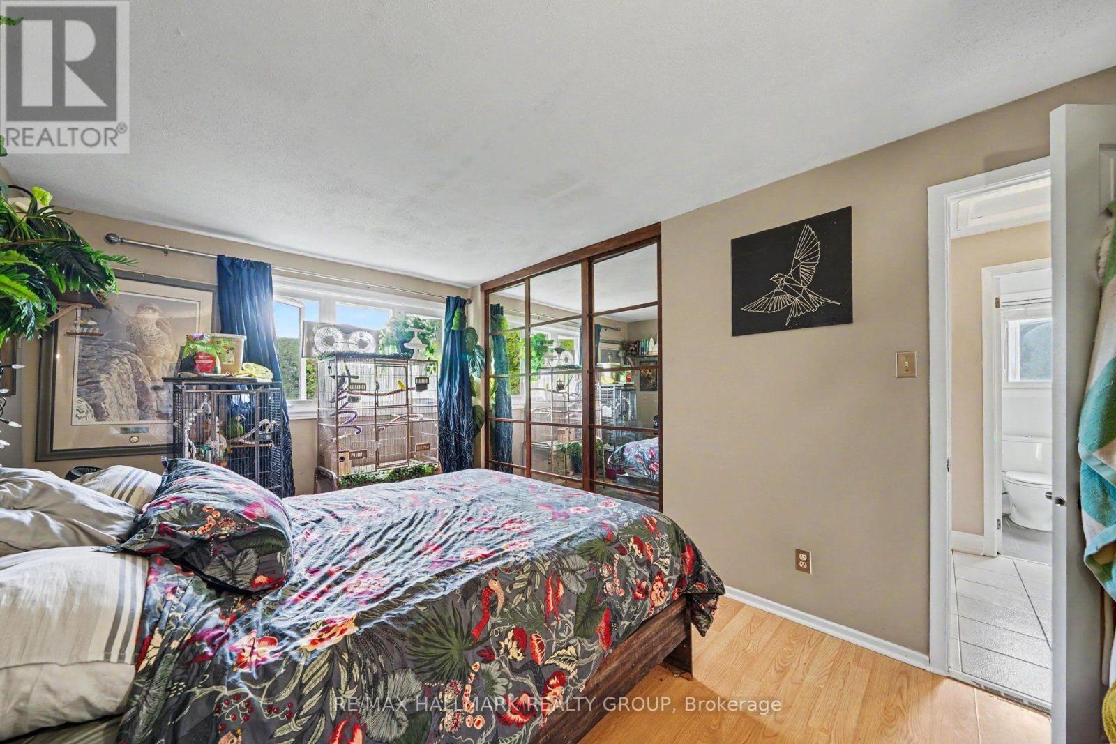 5 Lansfield Way Property Photo 14