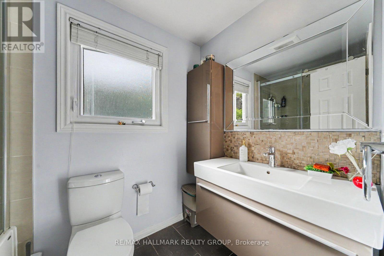 5 Lansfield Way Property Photo 15