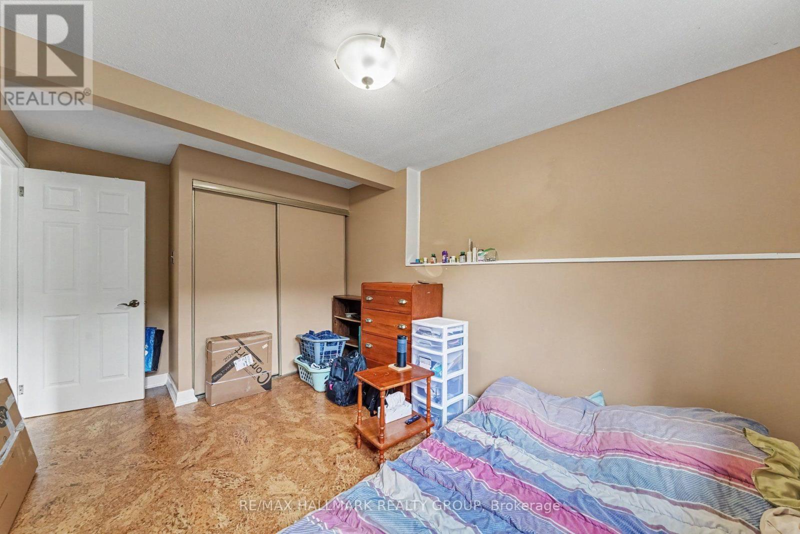 5 Lansfield Way Property Photo 18