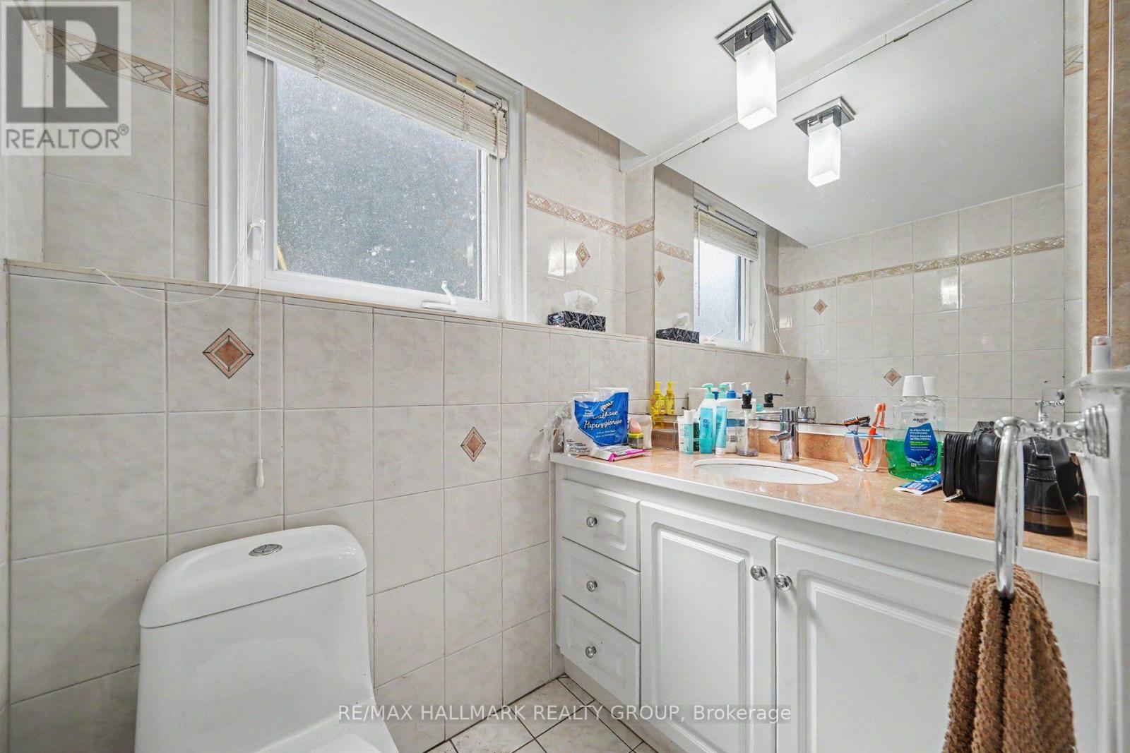 5 Lansfield Way Property Photo 19