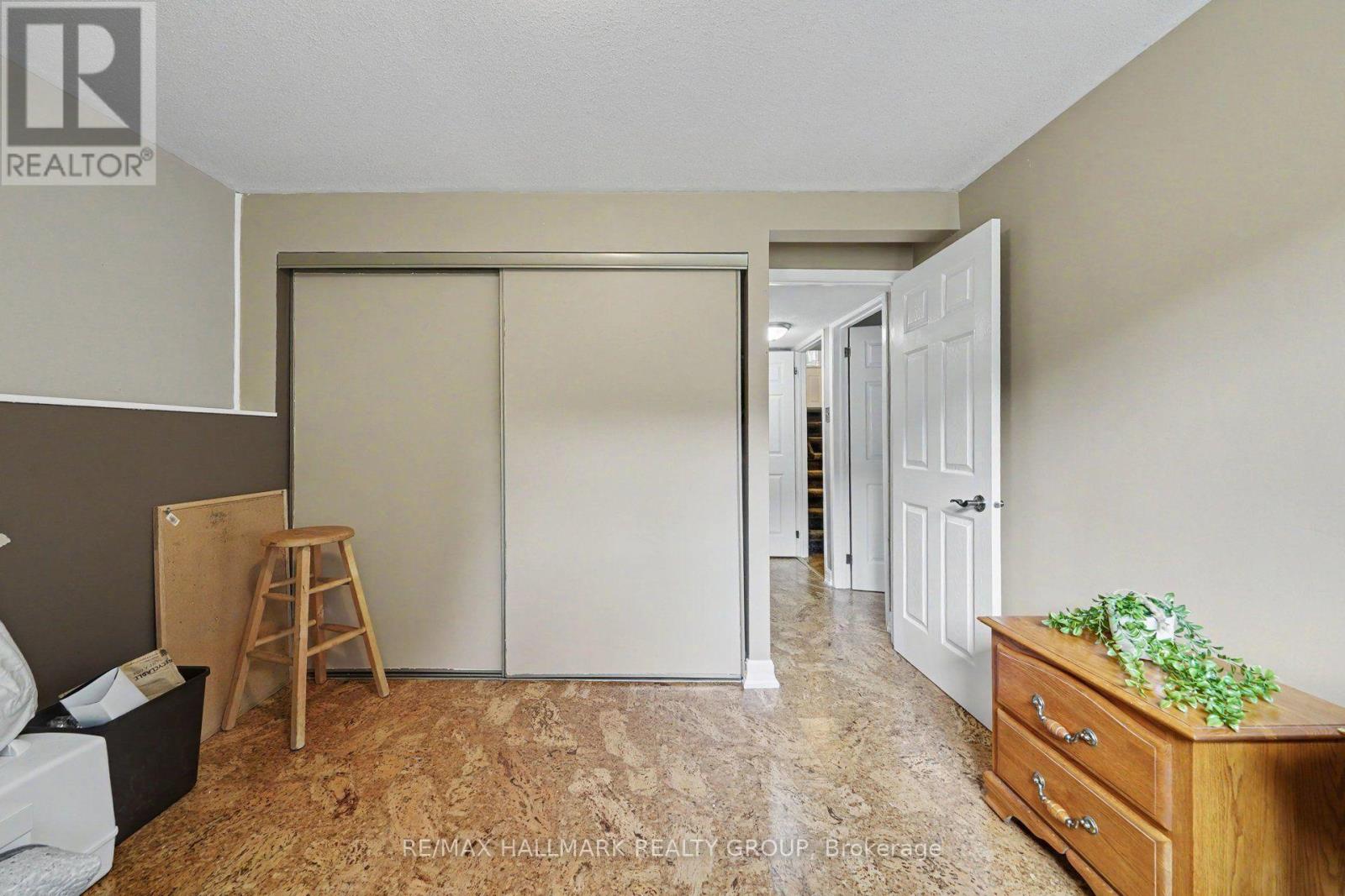 5 Lansfield Way Property Photo 20