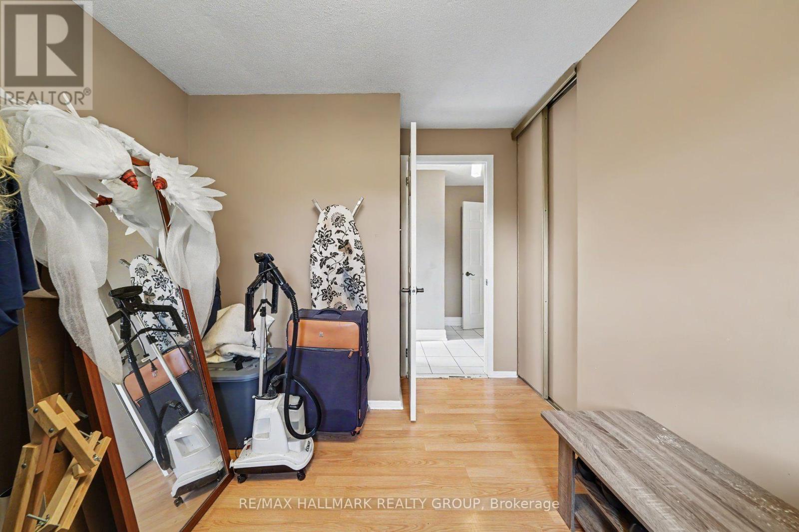 5 Lansfield Way Property Photo 21