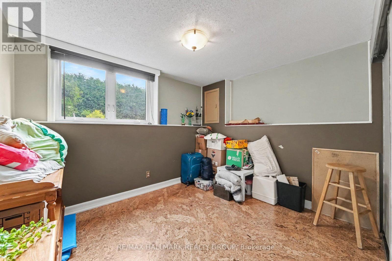 5 Lansfield Way Property Photo 25