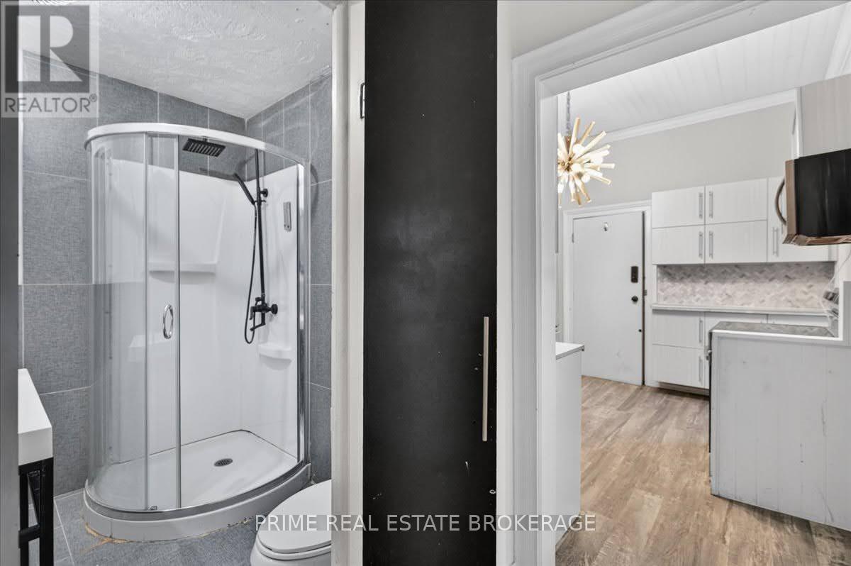 42 Bruce Street Property Photo 13