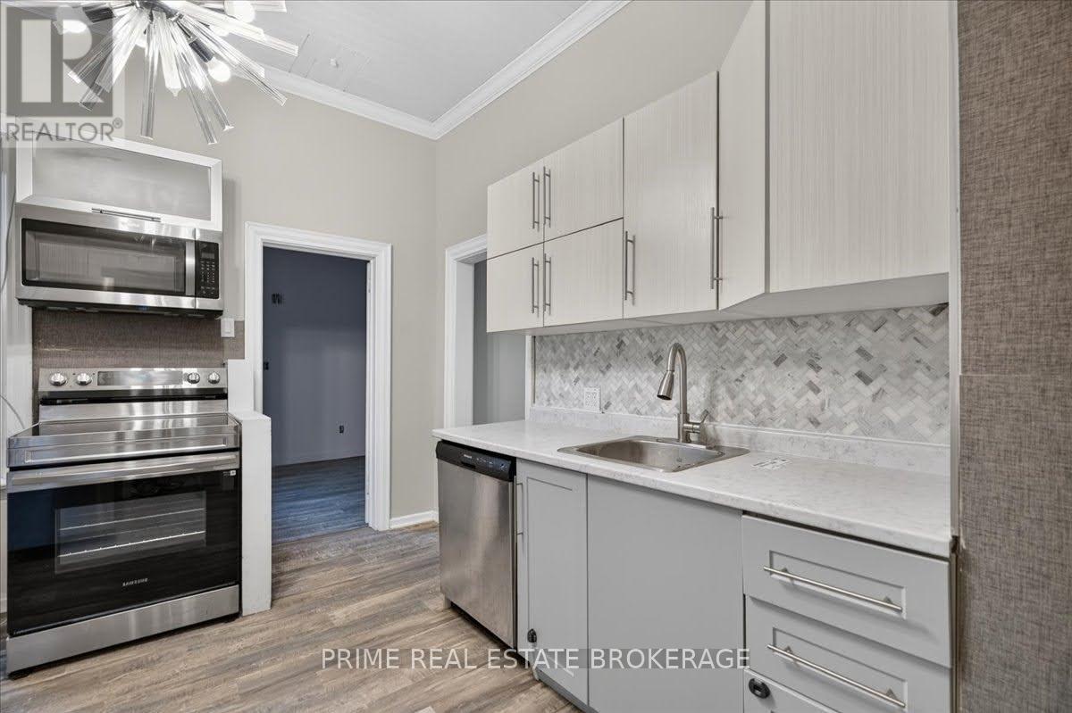 42 Bruce Street Property Photo 16