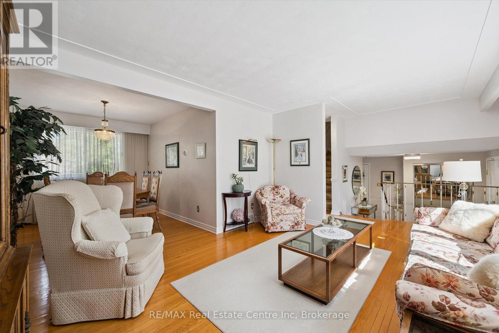 47 Lambert Crescent Property Photo 6