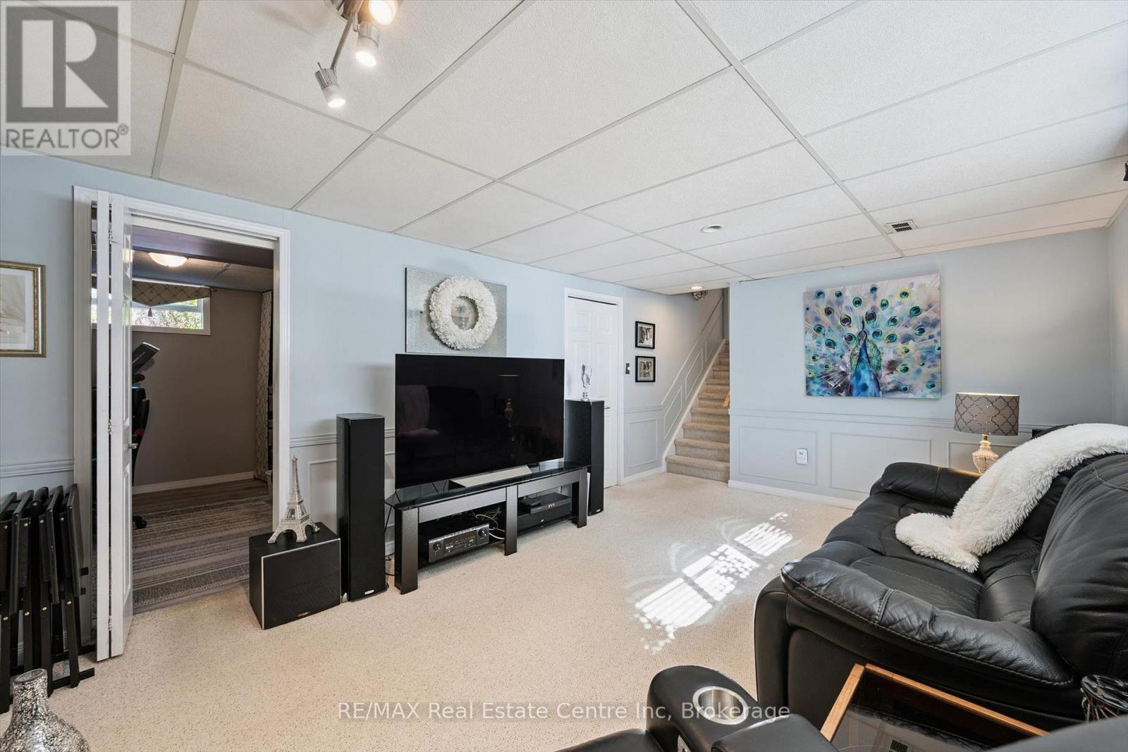 47 Lambert Crescent Property Photo 27