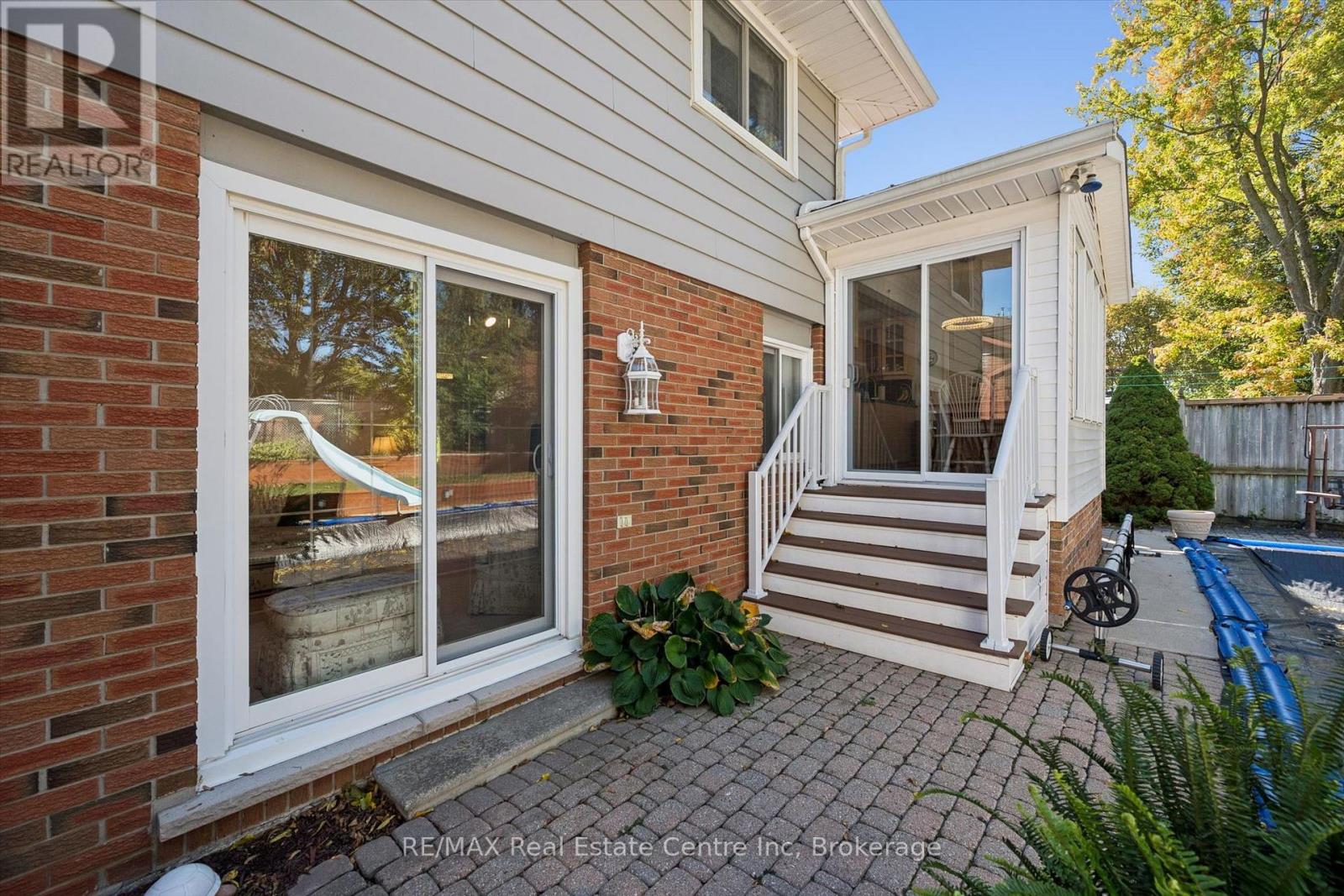 47 Lambert Crescent Property Photo 31
