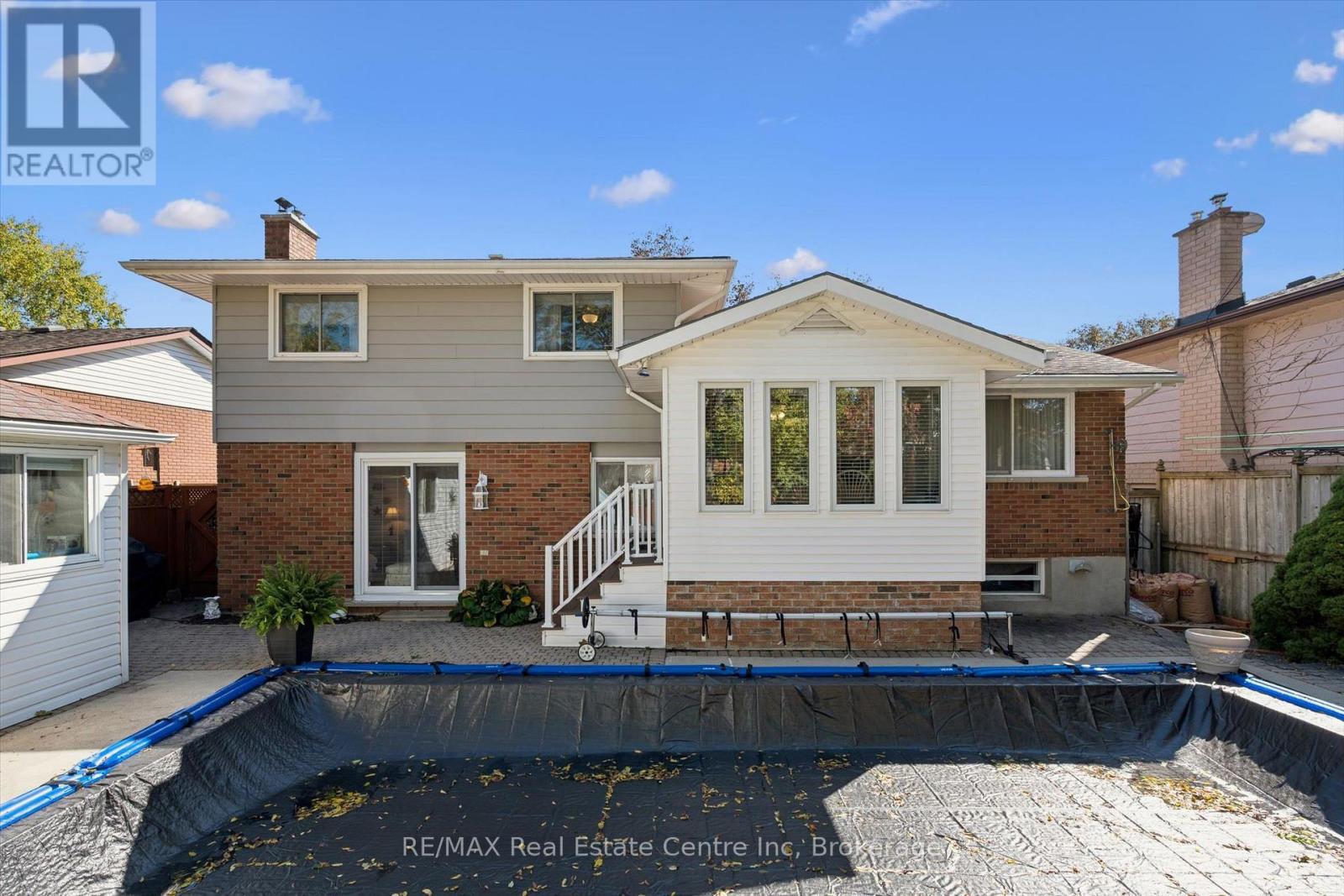 47 Lambert Crescent Property Photo 38