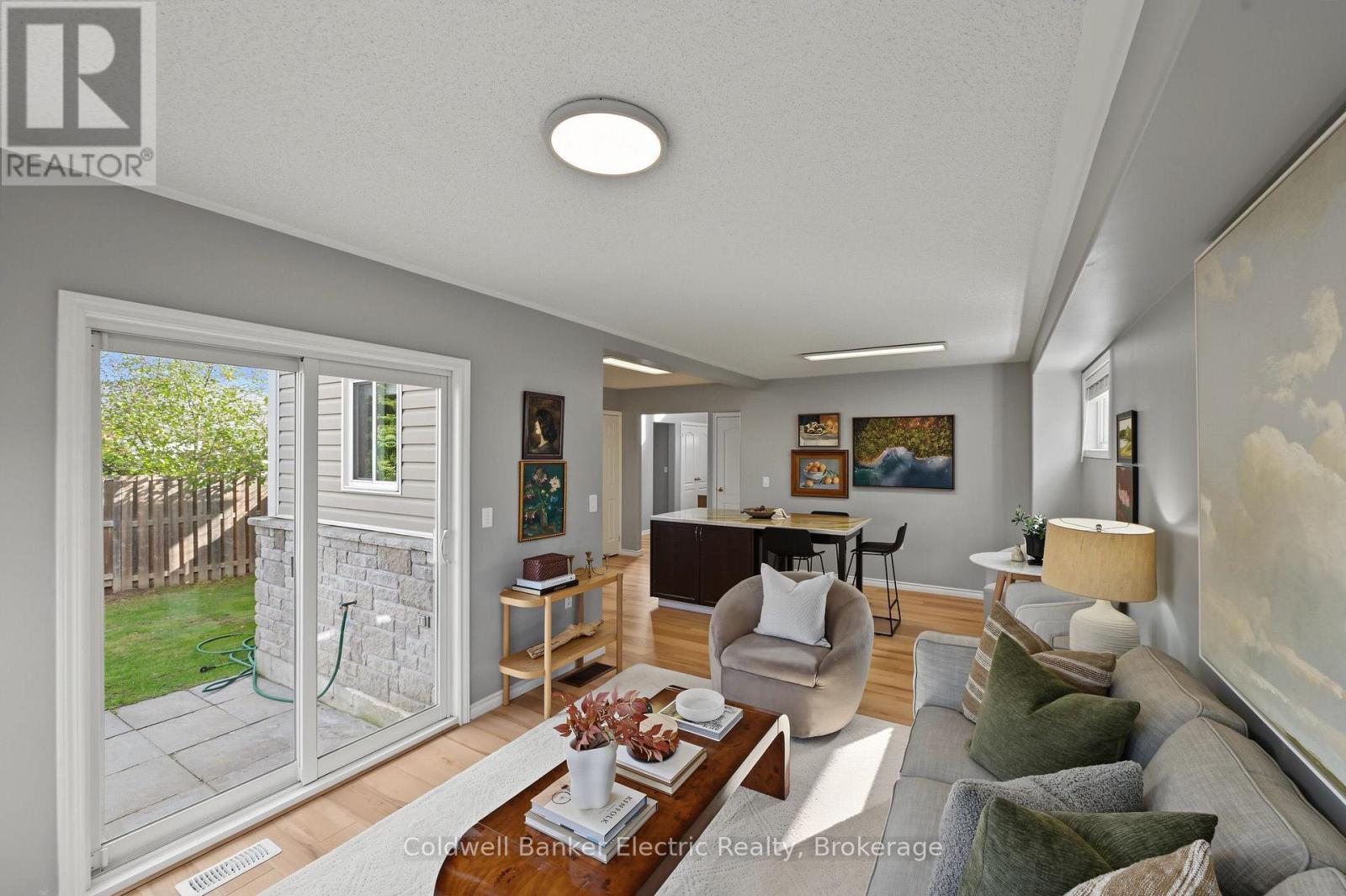2334 Marsdale Drive Property Photo 10