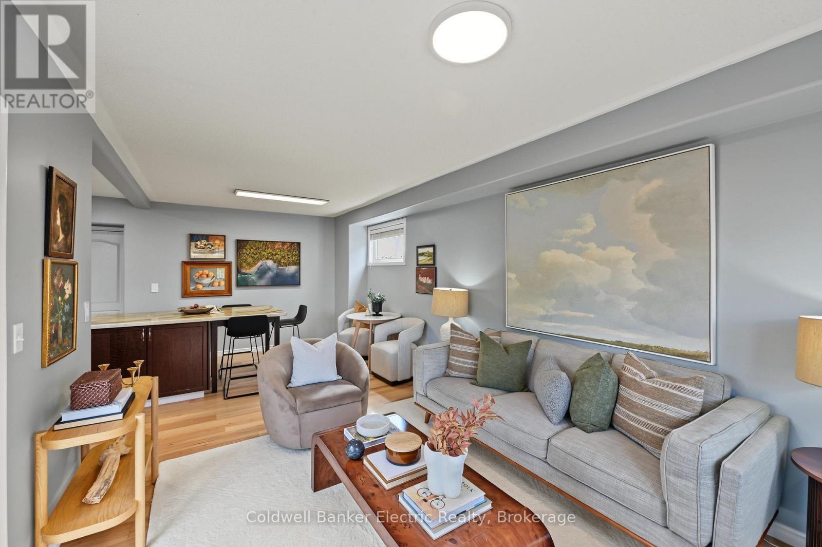 2334 Marsdale Drive Property Photo 12