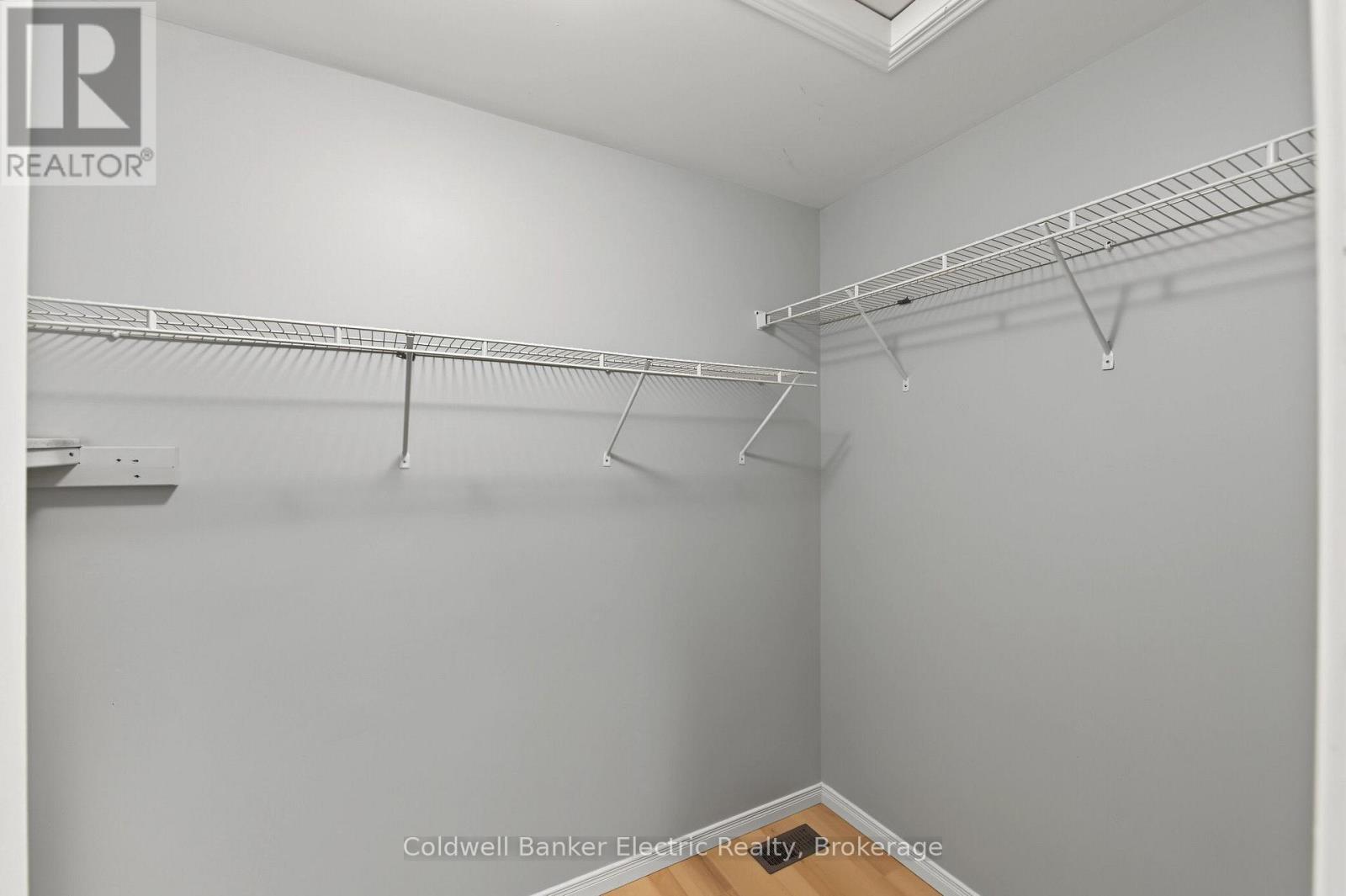 2334 Marsdale Drive Property Photo 22