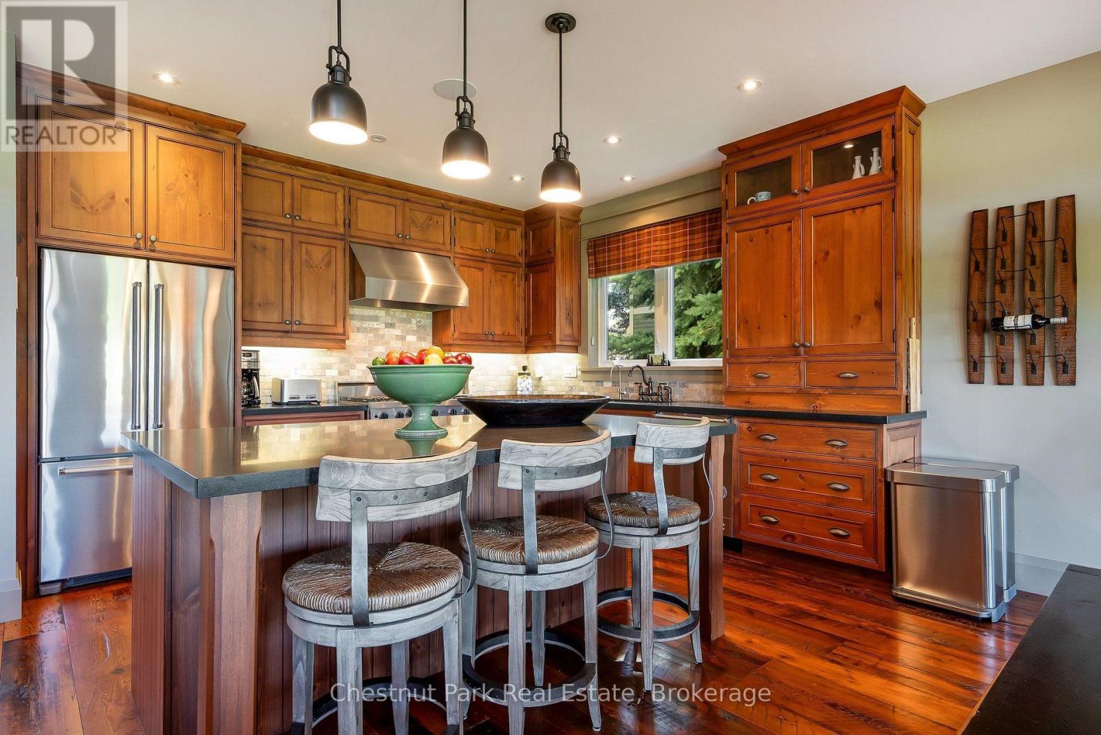 124 Snowbridge Way Property Photo 15