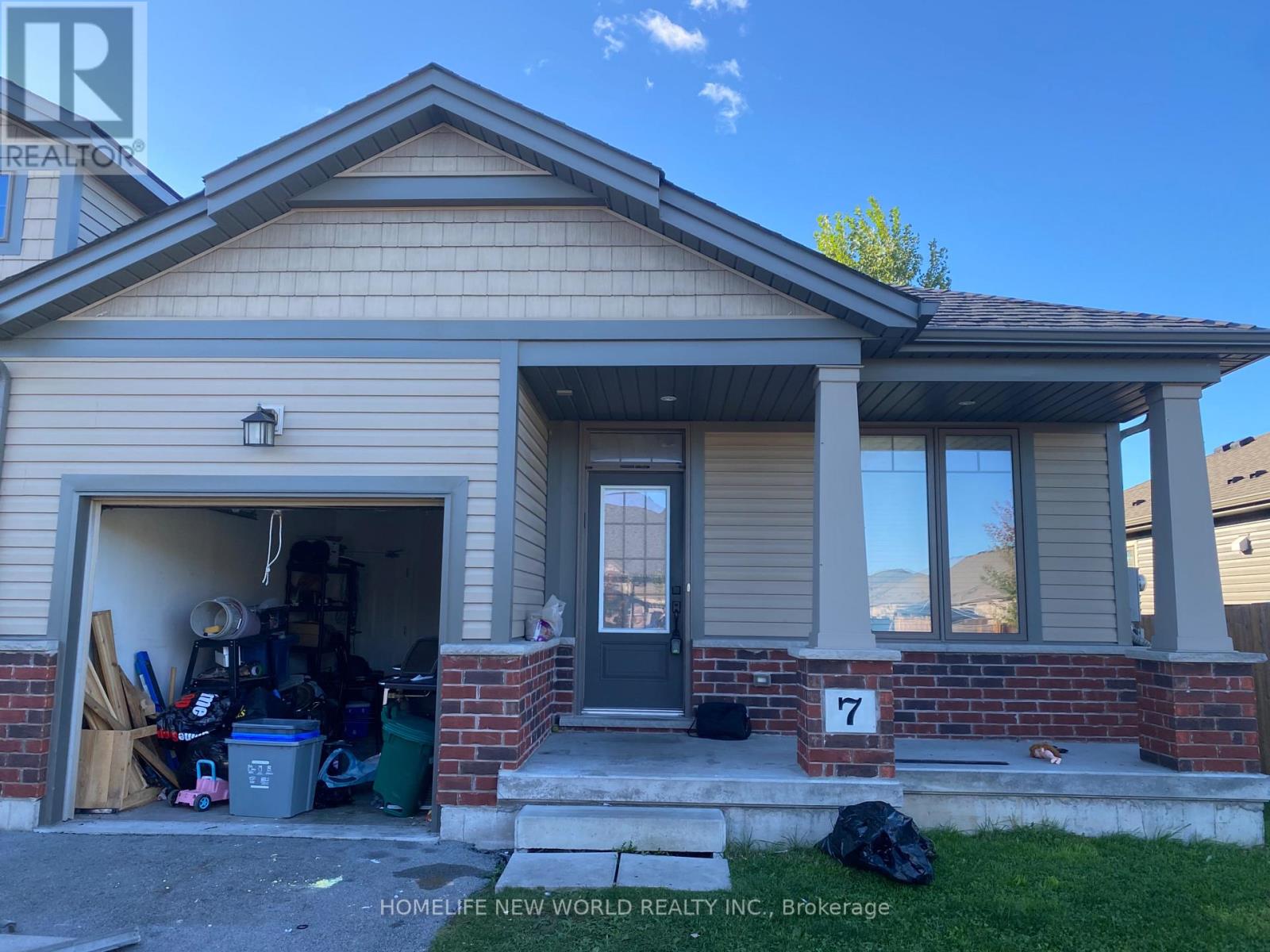 7 Ellis Avenue Property Photo 1