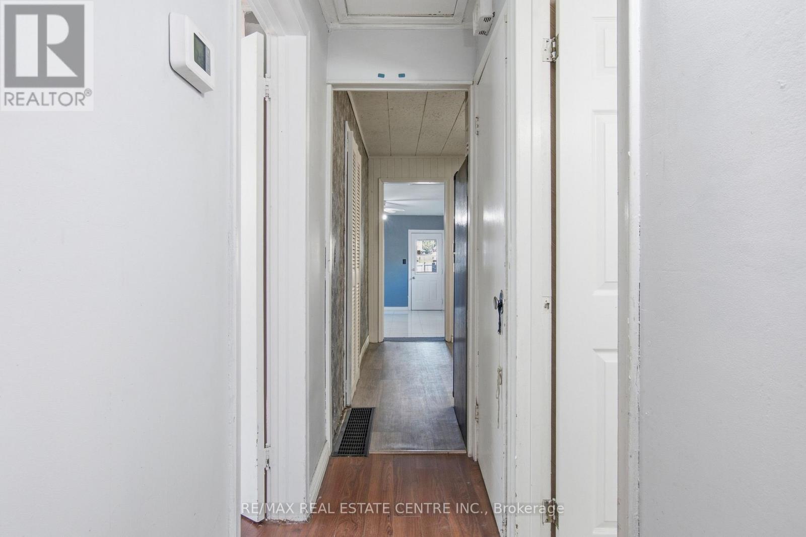 295 Strathearn Avenue Property Photo 11