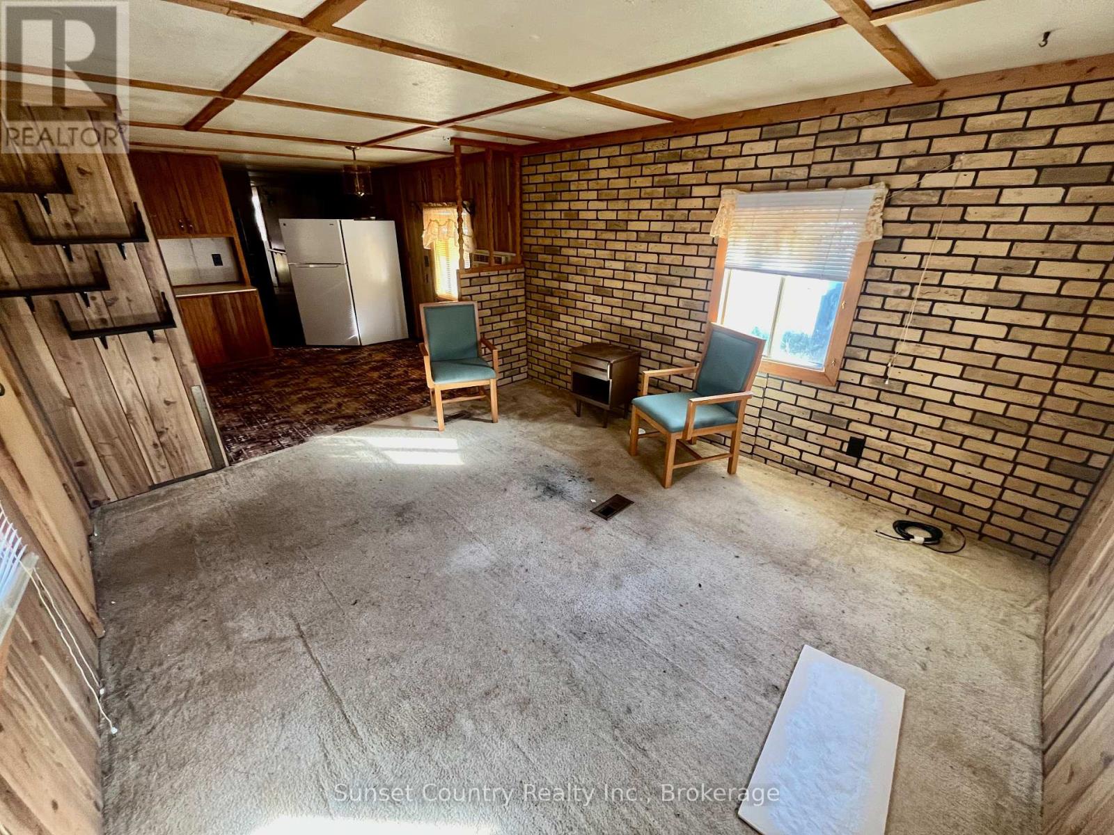 35-140 Third Street Property Photo 3