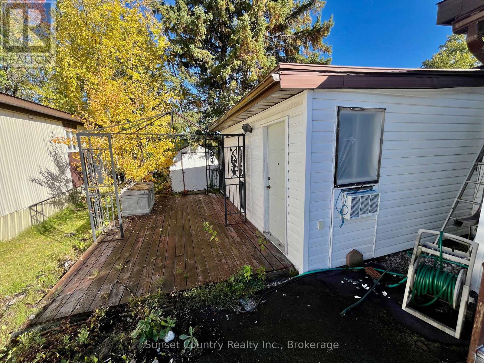 35-140 Third Street Property Photo 13