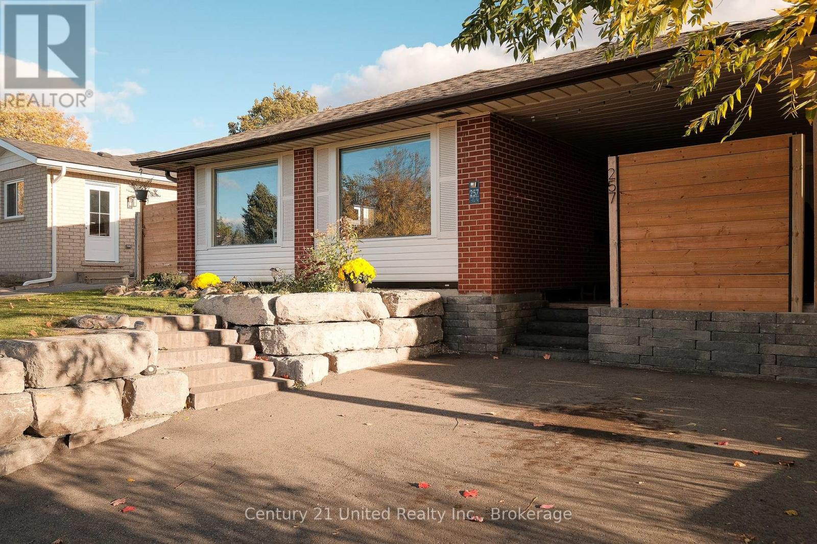 257 Riverview Heights Property Photo 28