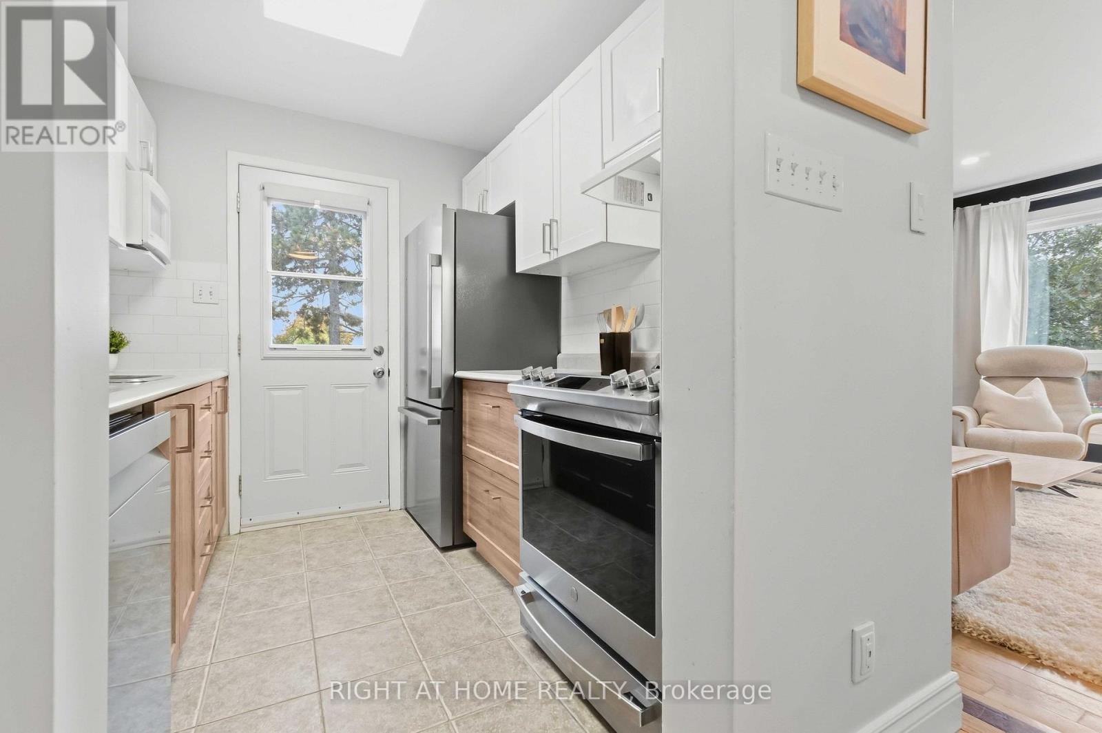 C - 23 Woodvale Property Photo 15