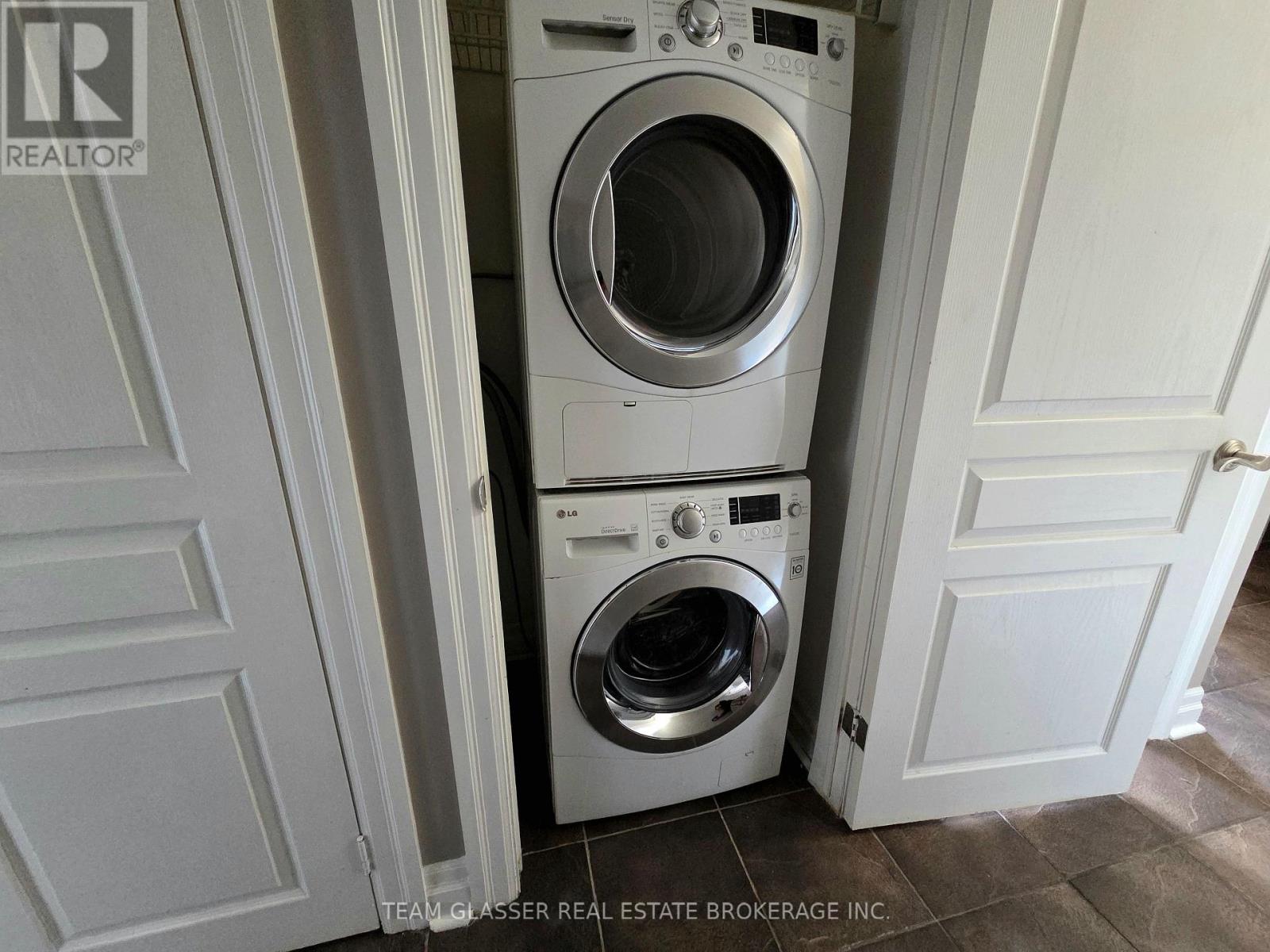 505 - 570 William Street Property Photo 22