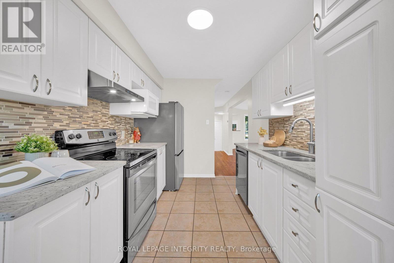 3 Binbury Way Property Photo 16