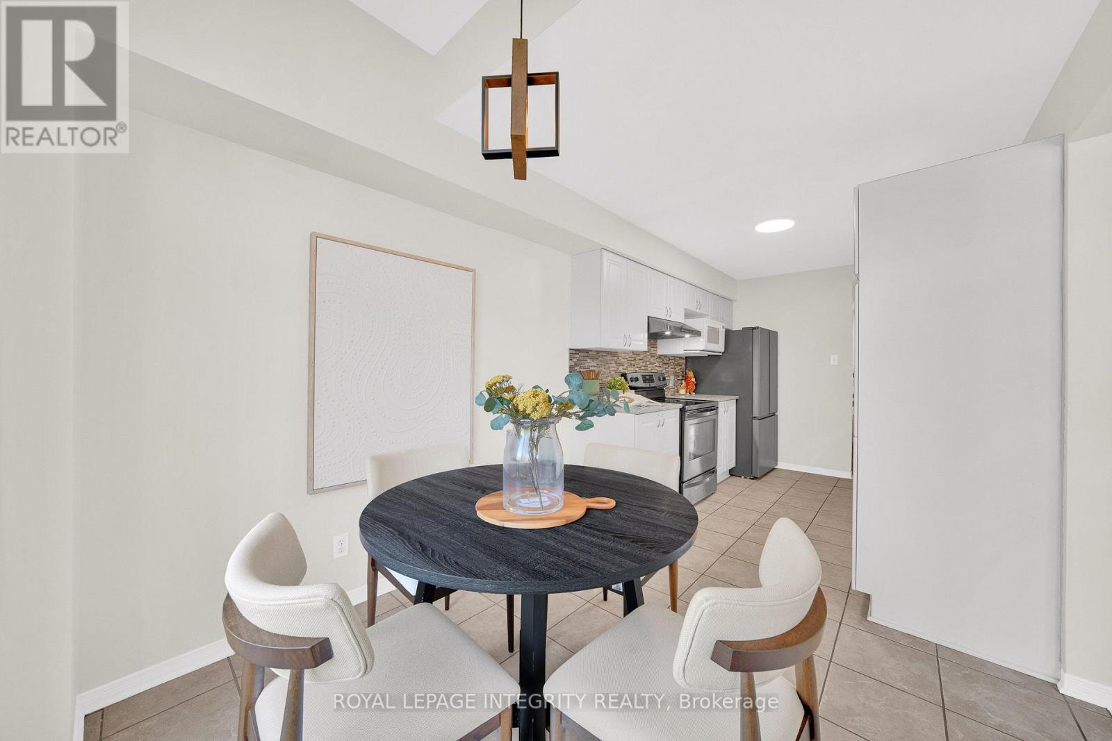 3 Binbury Way Property Photo 20