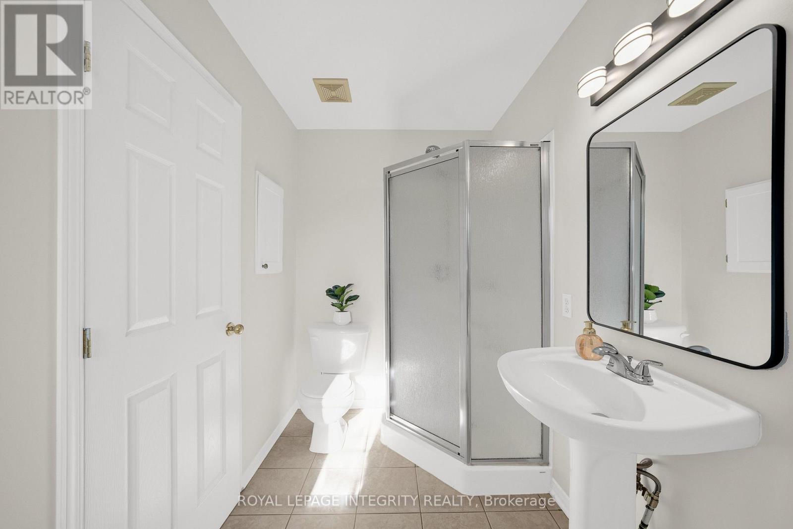 3 Binbury Way Property Photo 30
