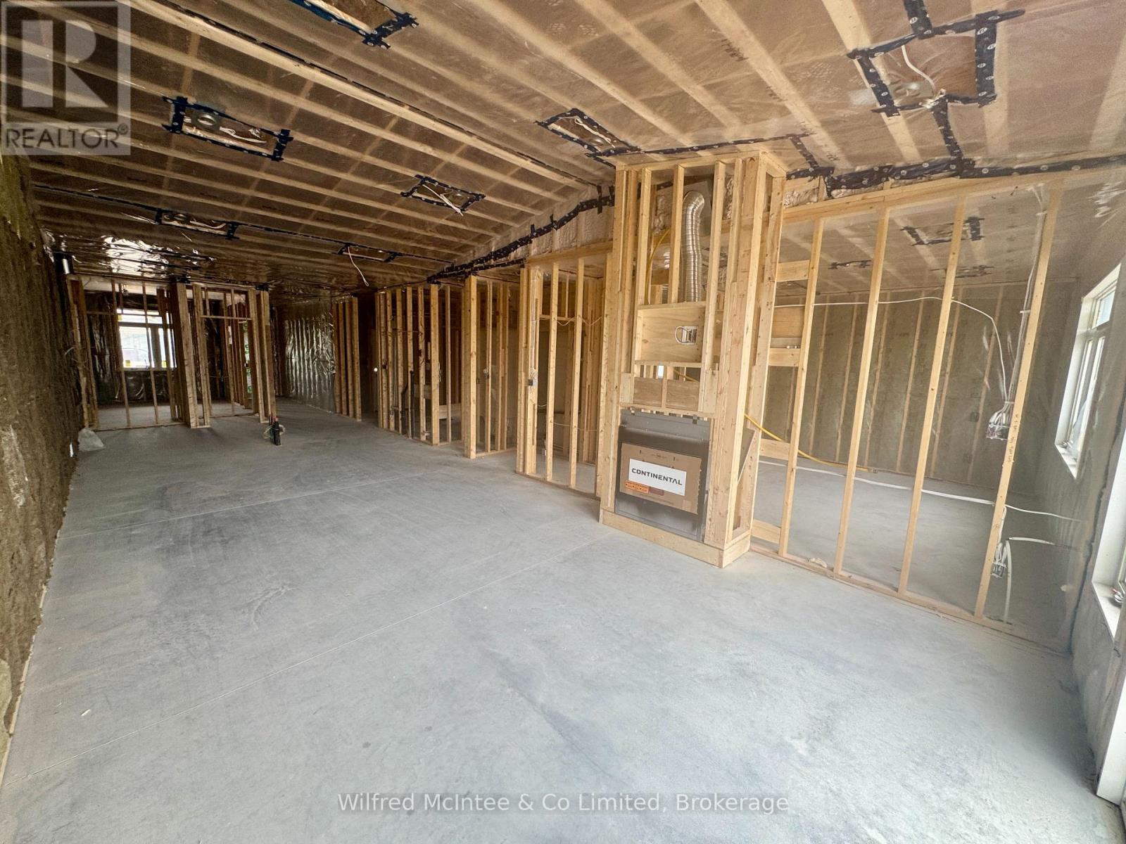 16 Galen Street Property Photo 4
