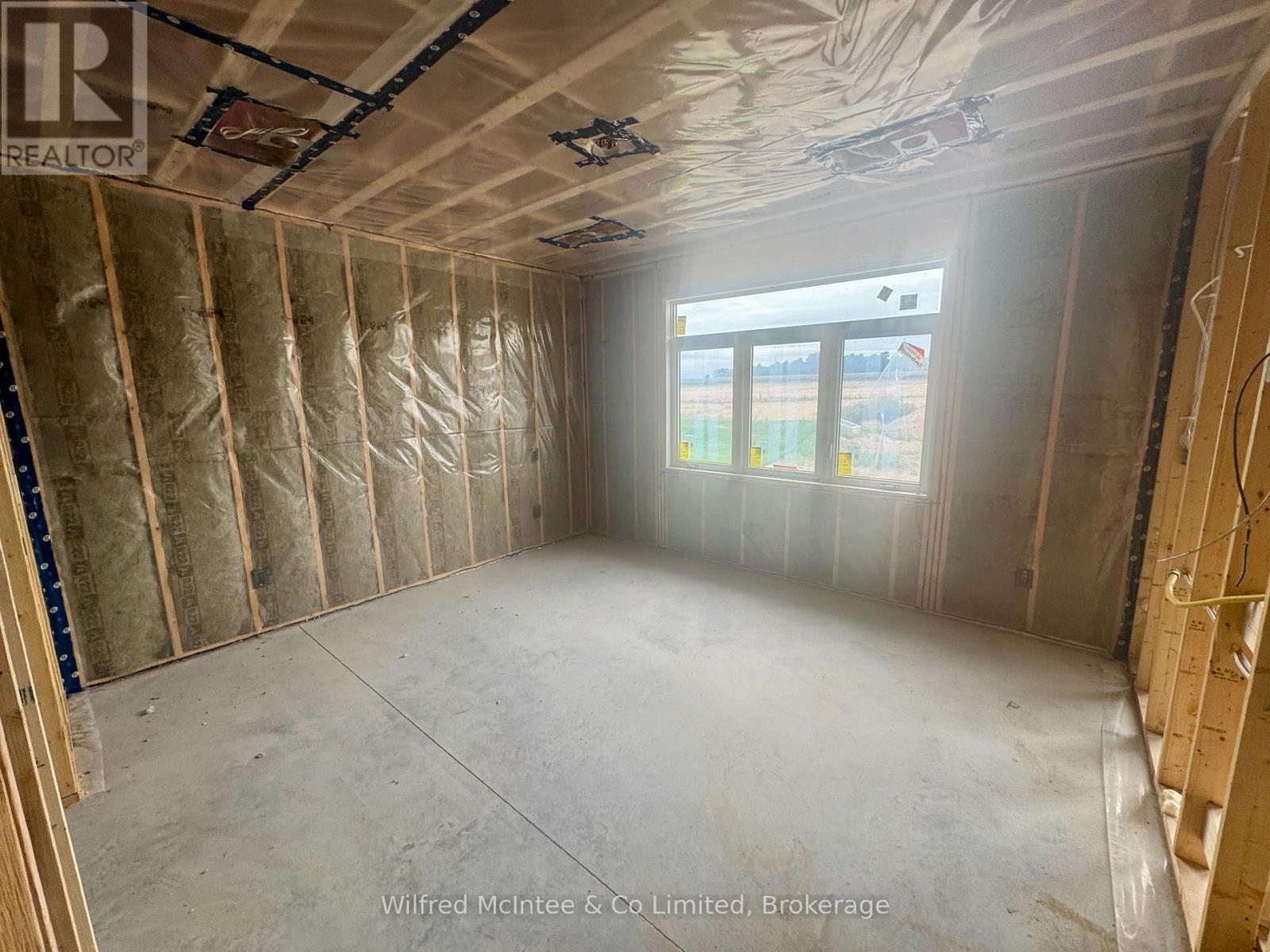 16 Galen Street Property Photo 6