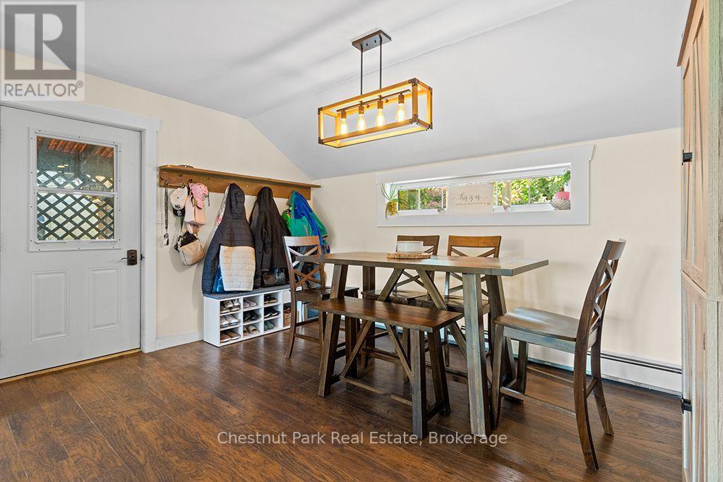 2096 3rd Avenue W Property Photo 10