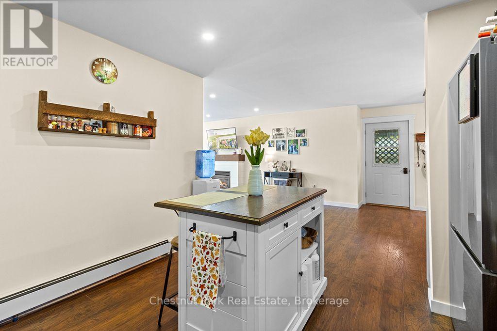 2096 3rd Avenue W Property Photo 21